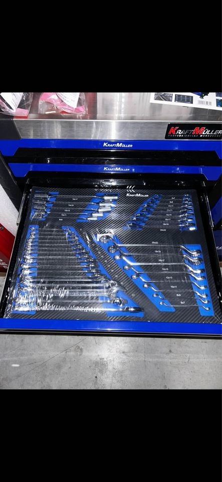 XXL-Werkzeugwagen komplett mit Werkzeugen + Koffer