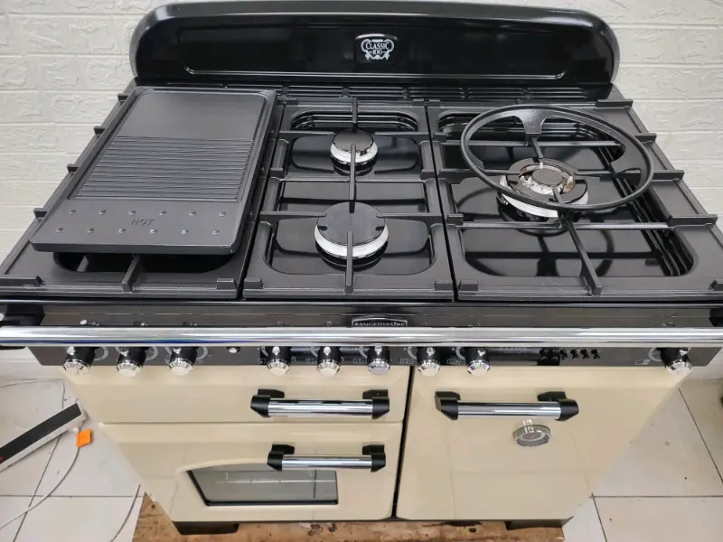 Rangemaster Classic Deluxe Dual Fuel Range Cooker in Cream 100cm
